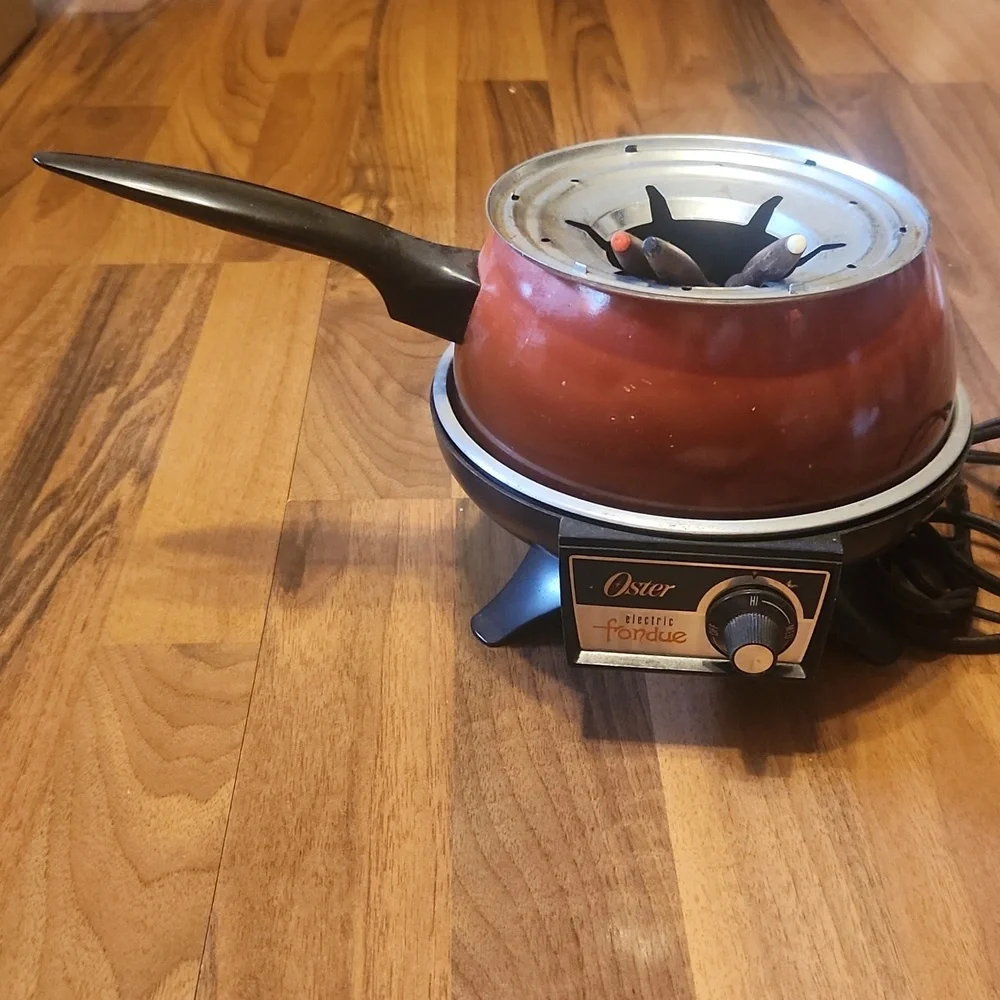 Oster Electric Fondue Pot With Forks Authentic Retro Volcano Red